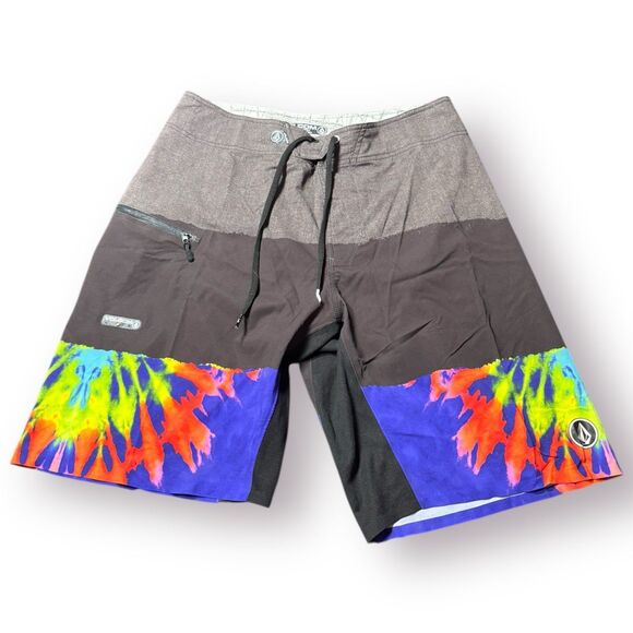 Volcom Gray Tie Dye Board Shorts Size 33" 4 Way Stretch Trunks Retro Y2K‎ - Picture 1 of 4